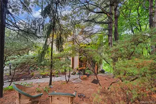 811 Eagle Bay Dr, Ossining, NY 10562 - Photo 2