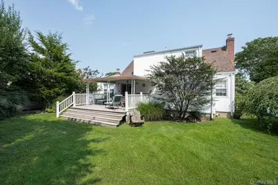 320 Brooklyn Avenue, Massapequa Park, NY 11762 - Photo 22