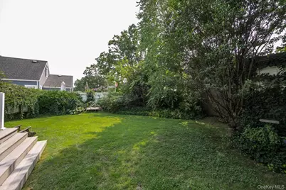 320 Brooklyn Avenue, Massapequa Park, NY 11762 - Photo 24