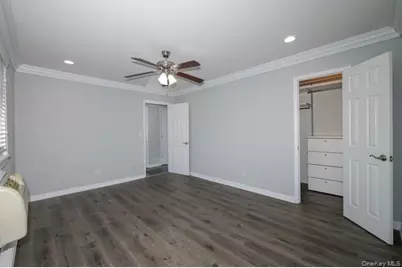 562 New Highway #7-2F, Hauppauge, NY 11788 - Photo 6