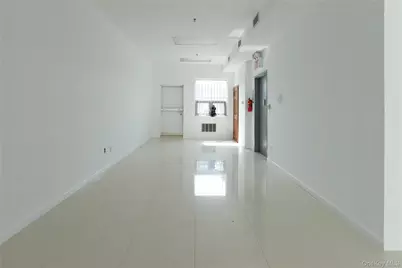 131-04 40th Road #2FL, Flushing, NY 11354 - Photo 4