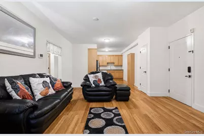 14 E Sandford Boulevard, Mount Vernon, NY 10550 - Photo 4
