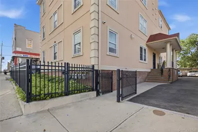 14 E Sandford Boulevard, Mount Vernon, NY 10550 - Photo 2