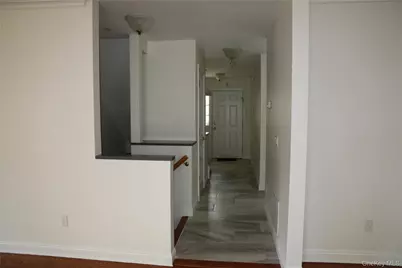 140 Winding Ridge Road #140, White Plains, NY 10603 - Photo 4