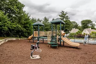 140 Winding Ridge Rd, White Plains, NY 10603 - Photo 24