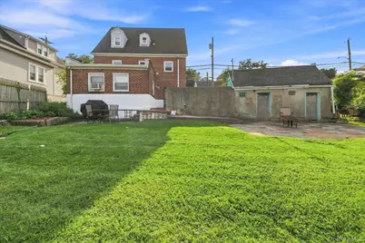 786 Mile Square Road, Yonkers, NY 10704 - Photo 24