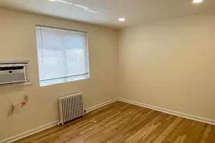 264-36 Langston Ave, Glen Oaks, NY 11004 - Photo 8
