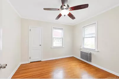 26111 83rd Avenue, Glen Oaks, NY 11004 - Photo 16