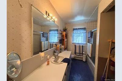 2851 Wilson Avenue, Bellmore, NY 11710 - Photo 18