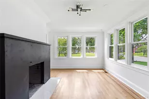 220 Pomander Rd, Mineola, NY 11501 - Photo 6