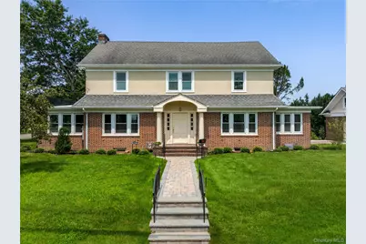 220 Pomander Road, Mineola, NY 11501 - Photo 18