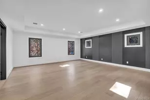 1355 Locust Ave, Bohemia, NY 11716 - Photo 30