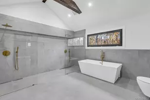 1355 Locust Ave, Bohemia, NY 11716 - Photo 38