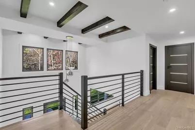 1355 Locust Avenue, Bohemia, NY 11716 - Photo 8