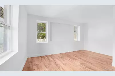 1148 E 211th Street, Bronx, NY 10469 - Photo 10