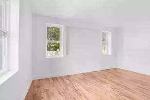 1148 E 211th St, Bronx, NY 10469 - Photo 10