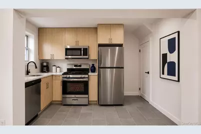 4135 Murdock Avenue, Bronx, NY 10466 - Photo 4
