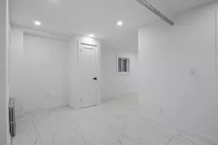 4135 Murdock Ave, Bronx, NY 10466 - Photo 18