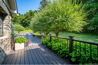 237 Mineral Springs Road, Highland Mills, NY 10930 - Photo 8