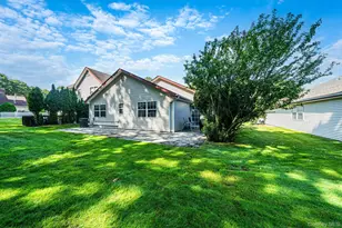 4 Balmoral Ct, Middle Island, NY 11953 - Photo 20