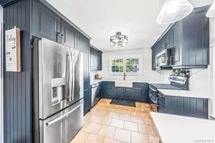 4 Balmoral Ct, Middle Island, NY 11953 - Photo 4
