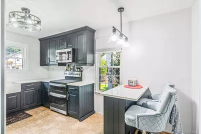 4 Balmoral Court, Middle Island, NY 11953 - Photo 6