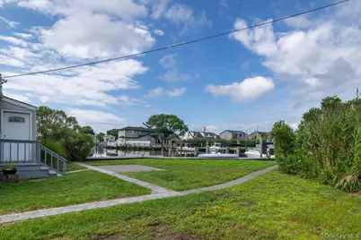 46 Riverdale Avenue, Massapequa, NY 11758 - Photo 22