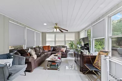 25 Bentley Road, Great Neck, NY 11023 - Photo 8