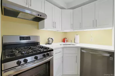 1 Hawley Terrace #2A, Yonkers, NY 10701 - Photo 18