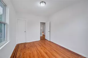 104-04 202nd St, Saint Albans, NY 11412 - Photo 40