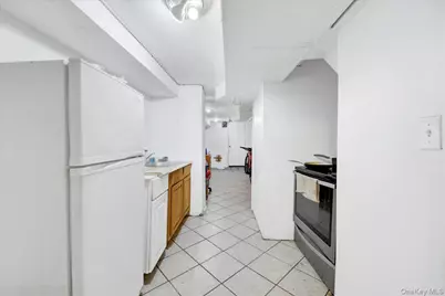 308 W 234th Street, Bronx, NY 10463 - Photo 20