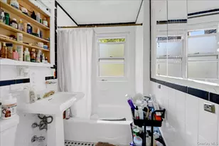 308 W 234th St, Bronx, NY 10463 - Photo 14