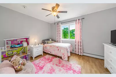 86 Creighton Avenue, Ronkonkoma, NY 11779 - Photo 24