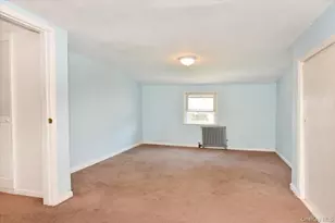 265 S Delaware Ave, Lindenhurst, NY 11757 - Photo 20