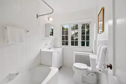 30 Seaview Avenue, New Rochelle, NY 10801 - Photo 26