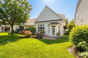 101 Mozart Ct, Eastport, NY 11941 - Photo 20
