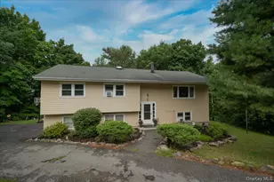 30 Laura Rd, Monroe, NY 10950 - Photo 2