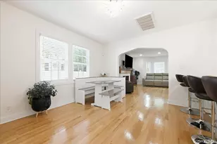 111 N 11th St, New Hyde Park, NY 11040 - Photo 12