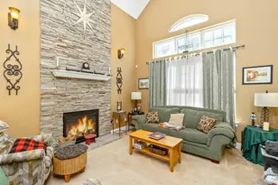 19 Emilie Dr, Center Moriches, NY 11934 - Photo 4