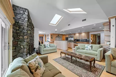171 S Kensington Avenue, Rockville Centre, NY 11570 - Photo 24
