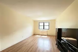 136-33 68th Dr, Flushing, NY 11367 - Photo 2