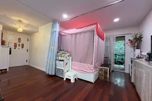 71-19 162nd St, Fresh Meadows, NY 11365 - Photo 8