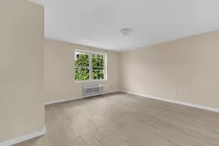 955 E 229th St, Bronx, NY 10466 - Photo 28