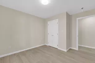 955 E 229th St, Bronx, NY 10466 - Photo 26