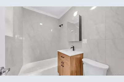 955 E 229th Street, Bronx, NY 10466 - Photo 34