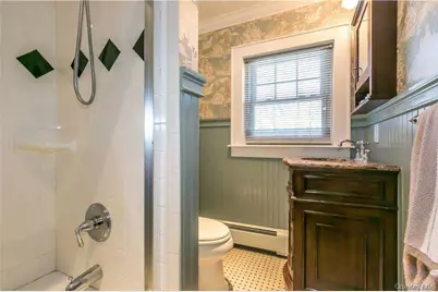 16 Union Avenue, Glen Head, NY 11545 - Photo 12