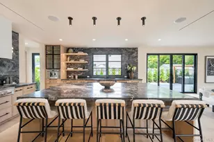 2017 Ladenburg Dr, Westbury, NY 11590 - Photo 14