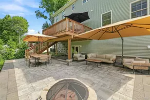 39 E Hill Rd, Cortlandt Manor, NY 10567 - Photo 32