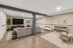 14 Po Ln, Hicksville, NY 11801 - Photo 30