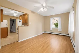 14 Po Ln, Hicksville, NY 11801 - Photo 16